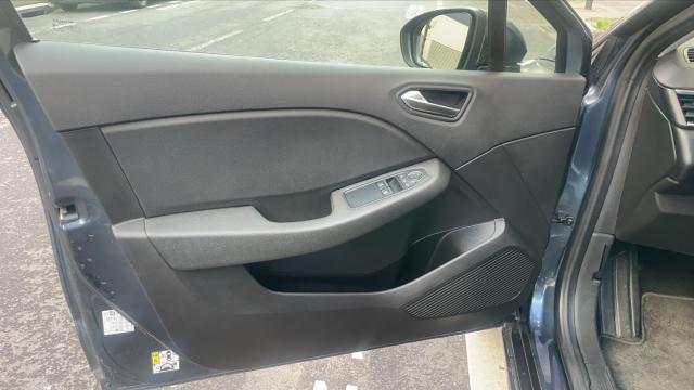 Renault Clio image 1