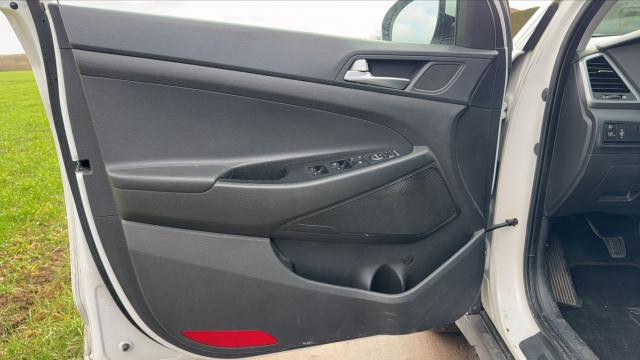 Hyundai Tucson image 1