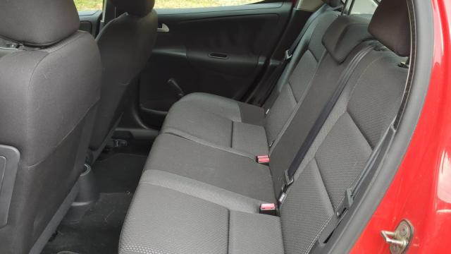 Peugeot 207 image 9