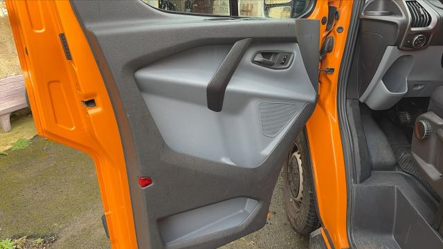 Ford Transit Custom Fourgon image 6