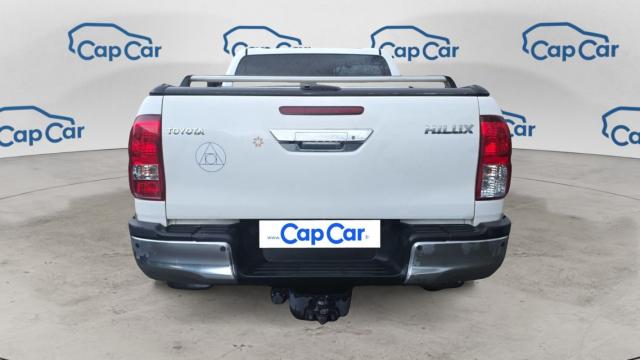 Toyota Hilux image 3