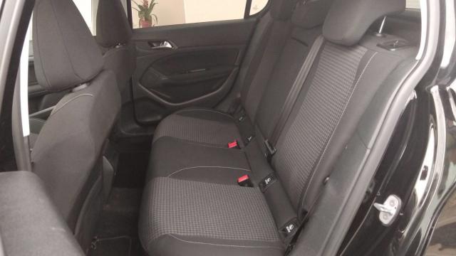 Peugeot 308 image 4