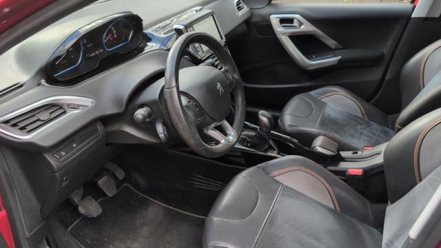 Peugeot 2008 image 5