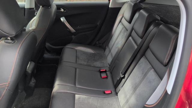 Peugeot 2008 image 4