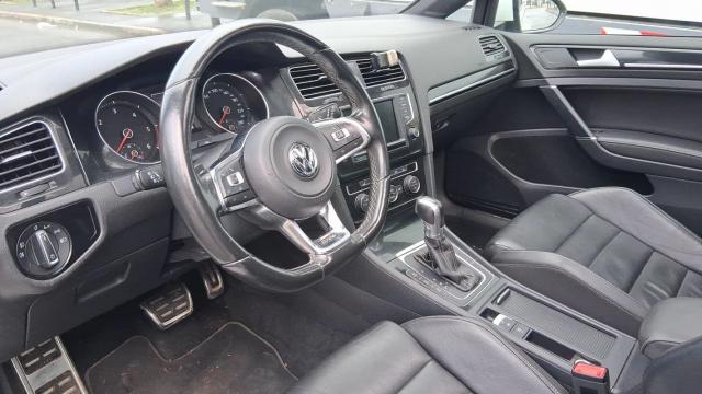Volkswagen Golf image 9