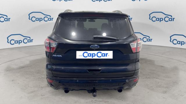 Ford Kuga image 1