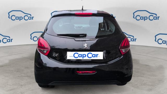 Peugeot 208 image 9