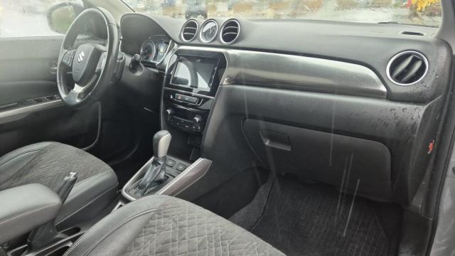 Suzuki Vitara image 1