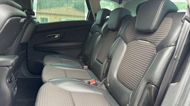 Renault Scénic image 2