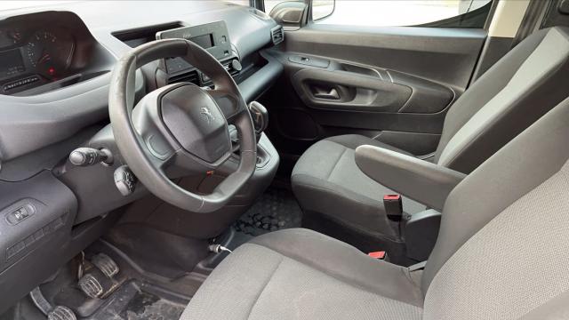 Peugeot Partner image 1