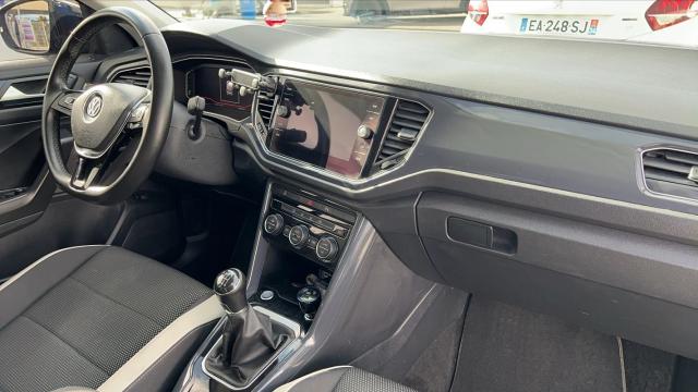 Volkswagen T-Roc image 3