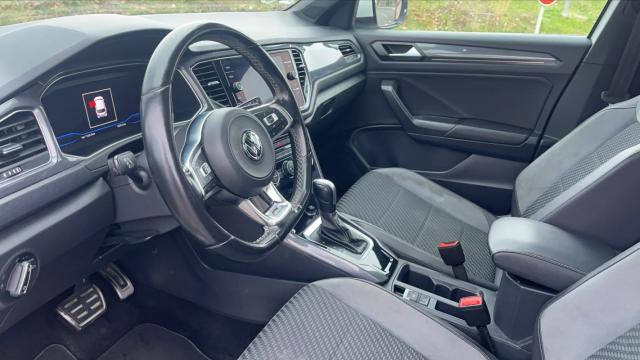 Volkswagen T-Roc image 9