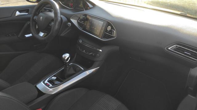 Peugeot 308 image 4