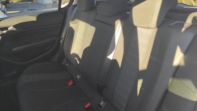 Peugeot 308 image 7