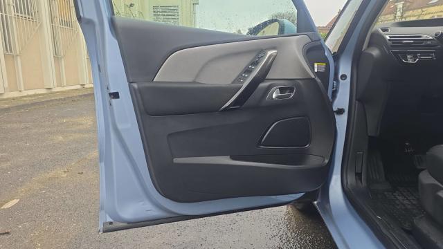 Citroen Grand C4 Picasso image 3