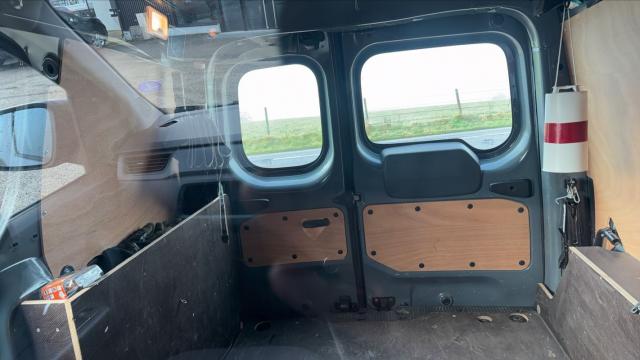 Renault Express image 6