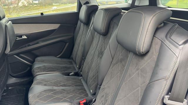 Peugeot 5008 image 6