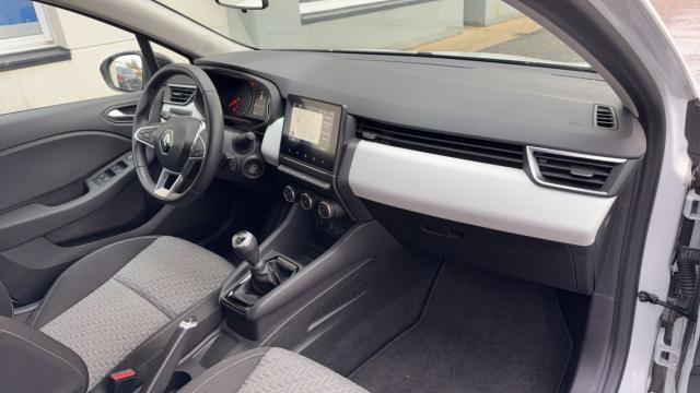 Renault Clio image 1