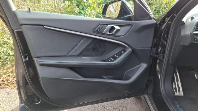 Bmw Série 1 image 4