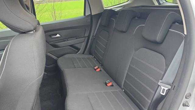 Dacia Duster image 6