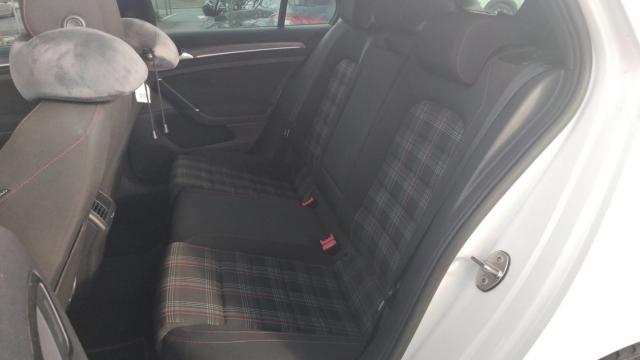 Volkswagen Golf image 7