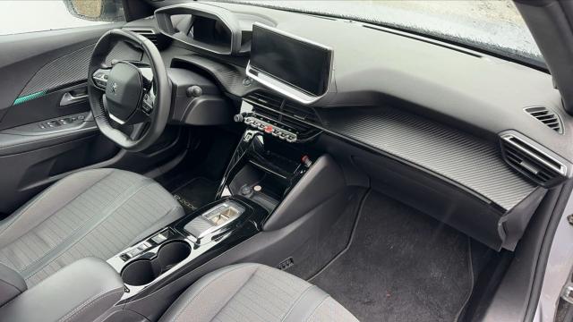 Peugeot 2008 image 5