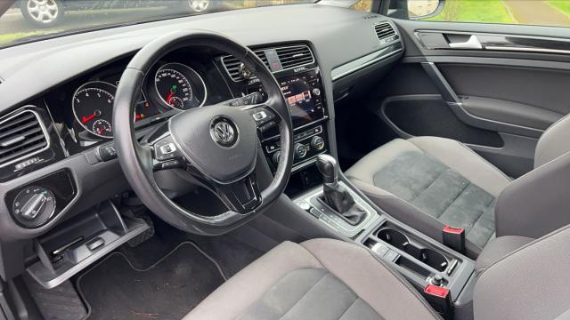 Volkswagen Golf image 3