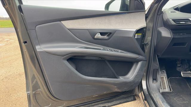 Peugeot 3008 image 4