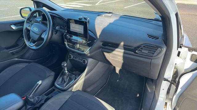 Ford Fiesta image 9