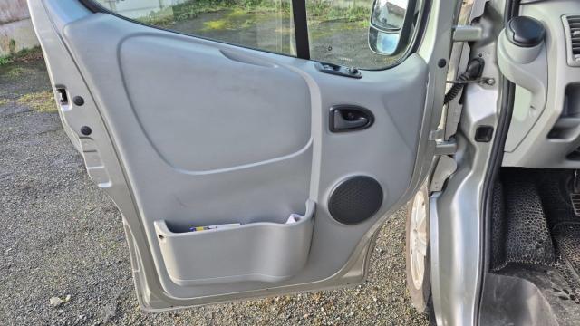 Renault Trafic image 5