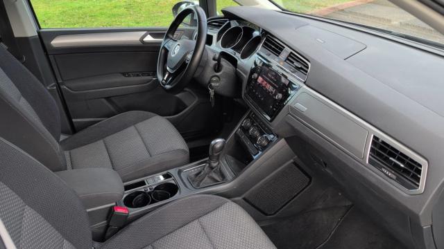 Volkswagen Touran image 2