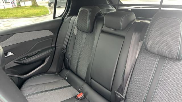 Peugeot 308 image 9
