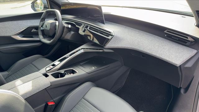 Peugeot 3008 image 6