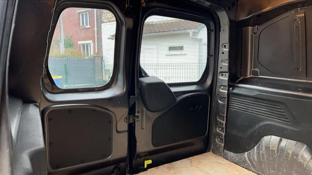 Peugeot Partner image 9