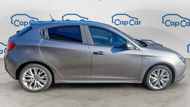 Alfa Romeo Giulietta image 7