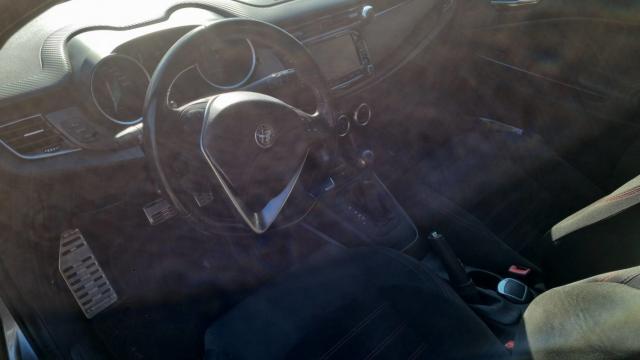 Alfa Romeo Giulietta image 8
