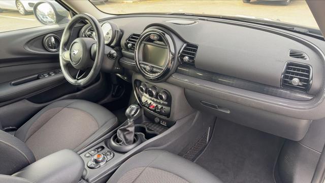 Mini Clubman image 1