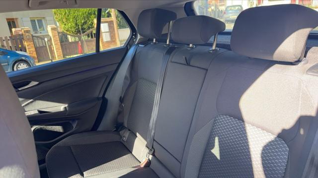 Volkswagen Golf image 8