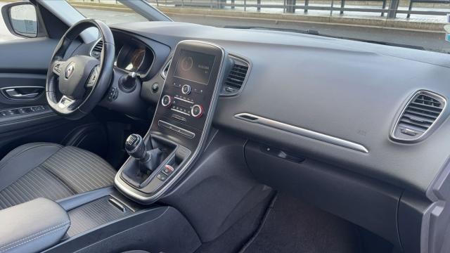 Renault Scénic image 9