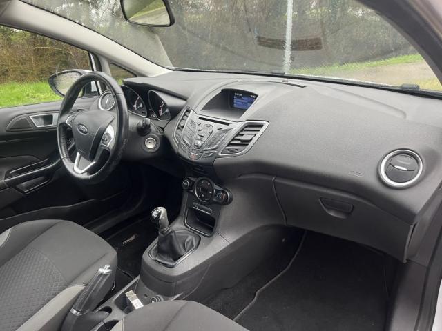 Ford Fiesta image 2