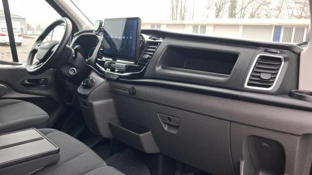 Ford Transit image 2