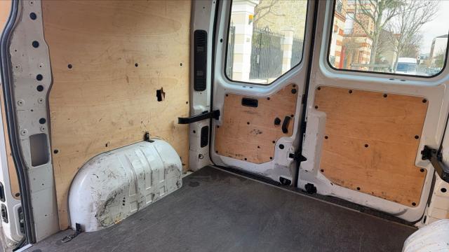 Renault Master image 8