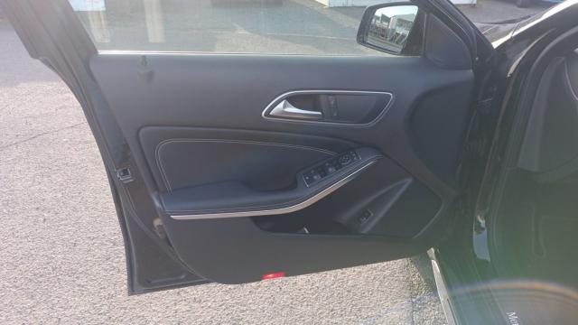 Mercedes Benz Gla image 5