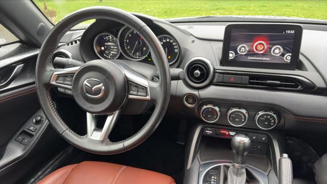 Mazda Mx-5 image 6