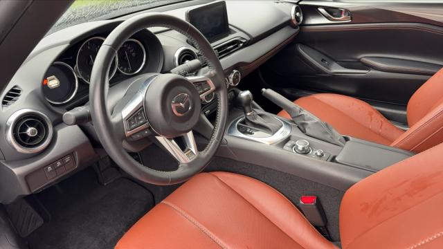 Mazda Mx-5 image 8