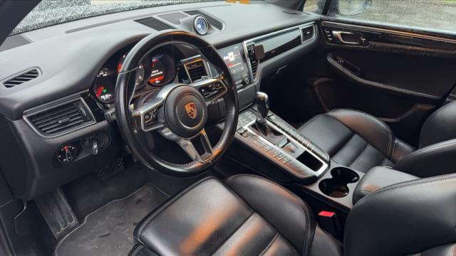 Porsche Macan image 5