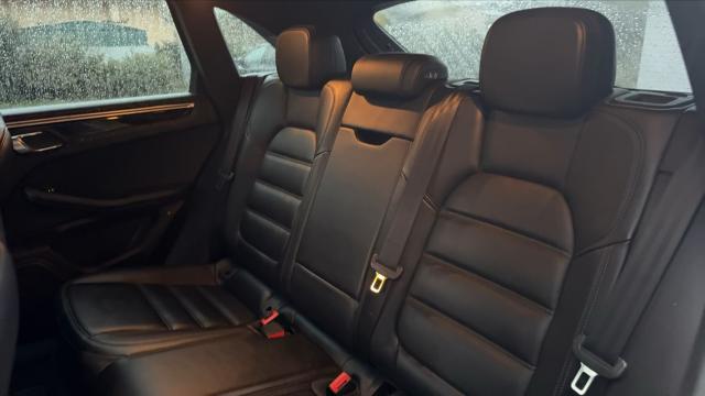 Porsche Macan image 4