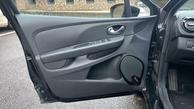 Renault Clio image 6