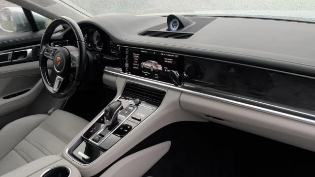 Porsche Panamera image 6