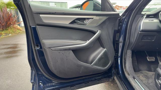 Jaguar F-Pace image 7